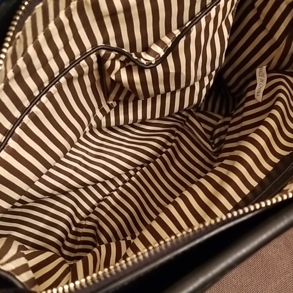 Black handbag with gold studs and hardware - Picture 14 of 16